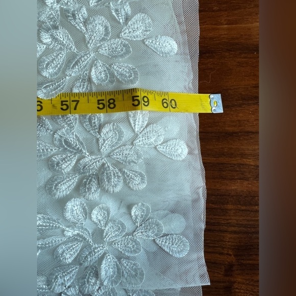 Dress the Population Anabel Semisheer Sweetheart Neck Gown Off White Size M NWT - Picture 16 of 16